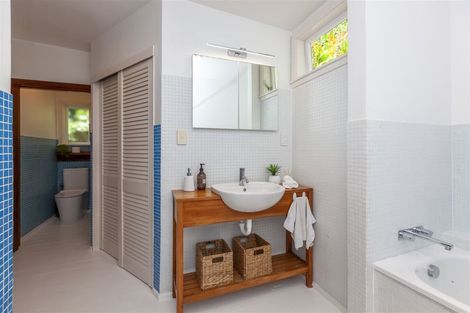 Photo of property in 20 Pingau Street, Paekakariki, 5034