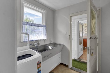 Photo of property in 108 De Lautour Road, Inner Kaiti, Gisborne, 4010