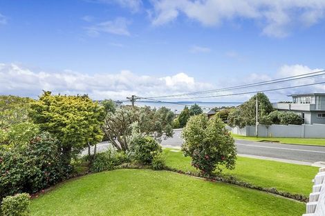 Photo of property in 1/47 Braemar Road, Rothesay Bay, Auckland, 0630