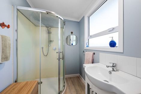 Photo of property in 24 Beach Road, Waikawa, Picton, 7220