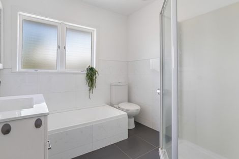 Photo of property in 16 Apirana Avenue, Glen Innes, Auckland, 1072