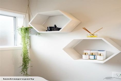 Photo of property in 1/50 Stapleford Crescent, Browns Bay, Auckland, 0630