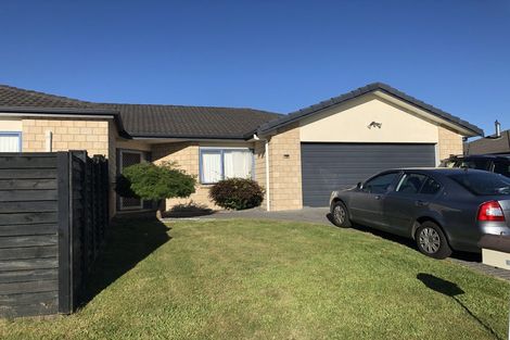 Photo of property in 2 Courtenay Place, Owhata, Rotorua, 3010