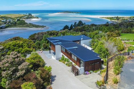 Photo of property in 23 Totara Close, Taieri Mouth, 9091