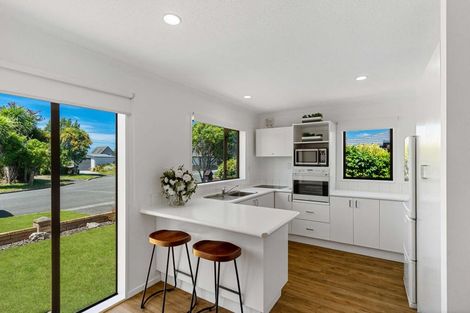 Photo of property in 1/38 Beauford Place, Parklands, Christchurch, 8083