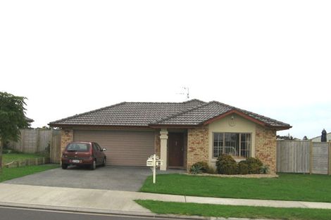 Photo of property in 28 Richfield Crescent, Westgate, Auckland, 0614