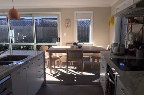 Photo of property in 19a Crescent Road, Otumoetai, Tauranga, 3110