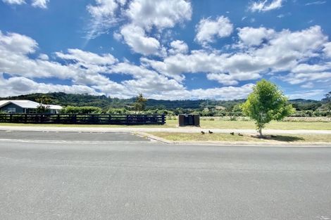 Photo of property in 21 Parlane Drive, Huapai, Kumeu, 0810