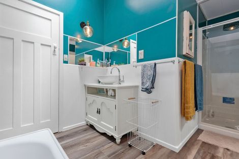 Photo of property in 28 Stirling Street, Te Aroha, 3320