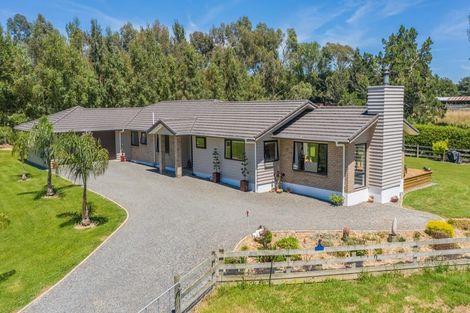 Photo of property in 19 Denton Road, Levin, 5571