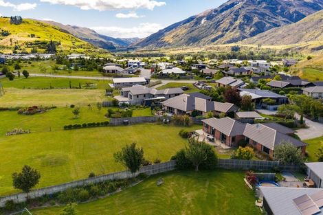 Photo of property in 14 Herries Lane, Lake Hayes, Queenstown, 9304