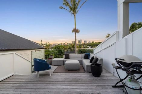 Photo of property in 41 Franklin Road, Freemans Bay, Auckland, 1011