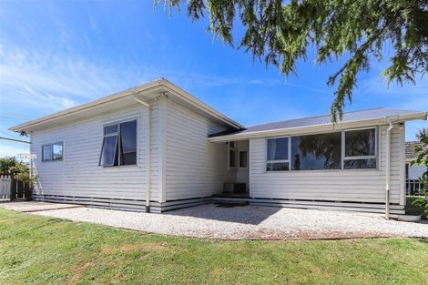 Photo of property in 10 Mahoe Street, Inglewood, 4330