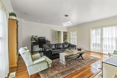 Photo of property in 46 Wai-iti Crescent, Woburn, Lower Hutt, 5010