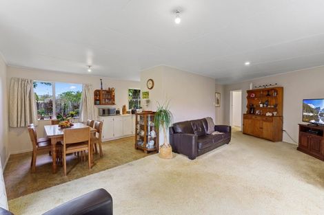 Photo of property in 8 Aratika Crescent, Otaki, 5512