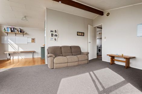 Photo of property in 2 Caesar Street, Stratford, 4332