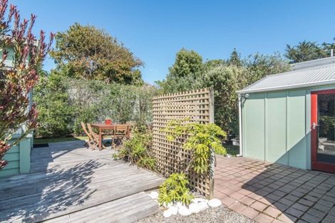 Photo of property in 2 Hemara Street, Waikanae Beach, Waikanae, 5036