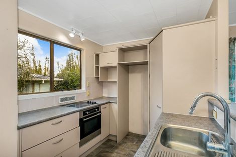 Photo of property in 58 Rosewarne Crescent, Glendene, Auckland, 0602