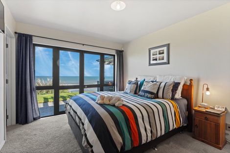 Photo of property in 43 Longbeach Drive, Castlecliff, Whanganui, 4501