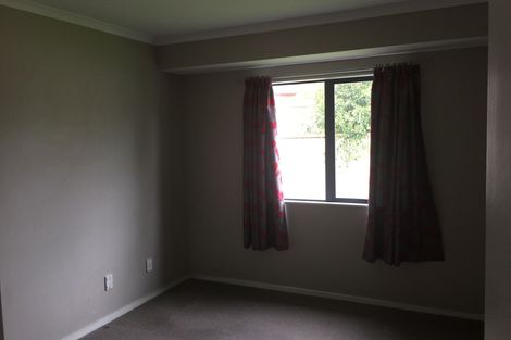 Photo of property in 162c Henderson Valley Road, Henderson, Auckland, 0612