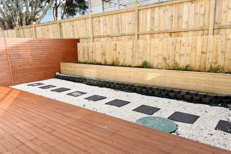 Photo of property in 171a Forrest Hill Road, Forrest Hill, Auckland, 0620