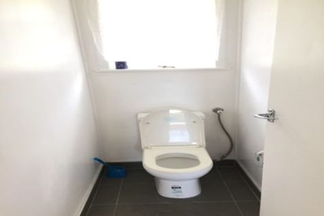 Photo of property in 79 Monarch Avenue, Hillcrest, Auckland, 0627