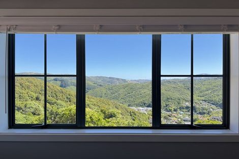 Photo of property in 40a Landsdowne Terrace, Karori, Wellington, 6012