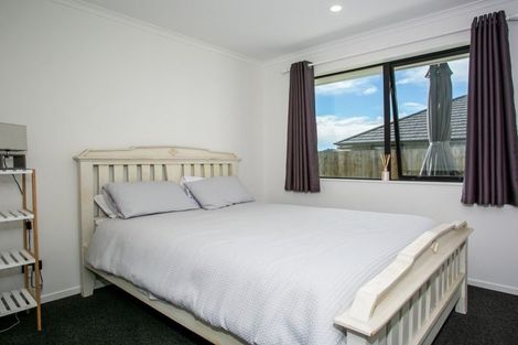 Photo of property in 33 Ruru Street, Cambridge, 3434