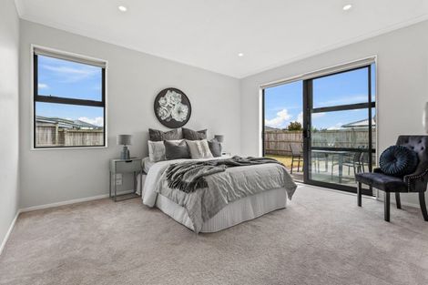 Photo of property in 30 Tyler Davies Drive, Red Beach, 0932