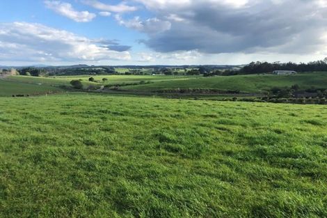 Photo of property in 51 Mcleod Road, Waipapa, 0295