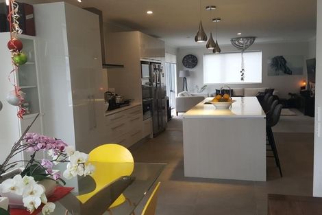 Photo of property in 69 Mackay Drive, Greenhithe, Auckland, 0632