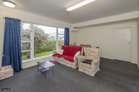 Photo of property in 21 Stanley Street, Levin, 5510