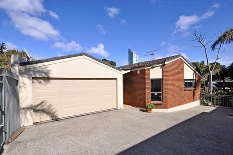 Photo of property in 22a Sanders Avenue, Takapuna, Auckland, 0622