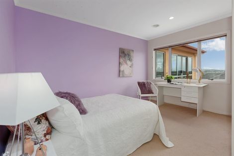 Photo of property in 15 Aspiring Terrace, Aotea, Porirua, 5024