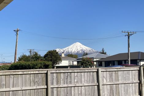 Photo of property in 17 Rosalind Street, Stratford, 4332