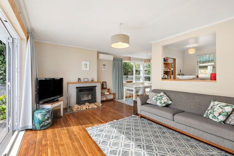 Photo of property in 109 Severn Street, Island Bay, Wellington, 6023