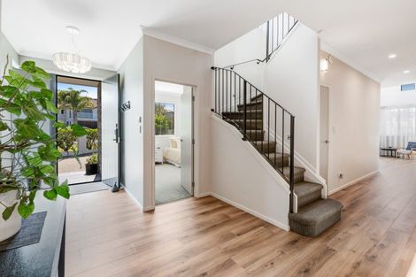 Photo of property in 57 The Ritz, Orewa, 0931