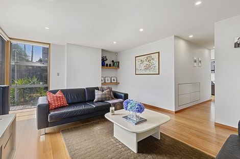 Photo of property in 52a Killarney Street, Takapuna, Auckland, 0622