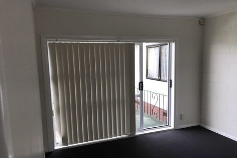 Photo of property in 2/68 Great South Road, Manurewa, Auckland, 2102