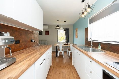 Photo of property in 25 Garland Drive, St Andrews, Hamilton, 3200