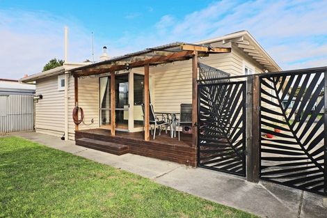 Photo of property in 1 Griffin Street, Marewa, Napier, 4110