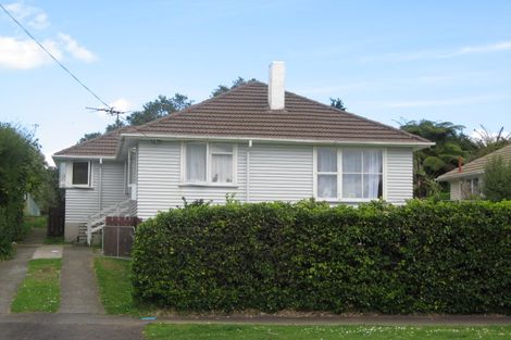Photo of property in 26 Woodleigh Street, Frankleigh Park, New Plymouth, 4310