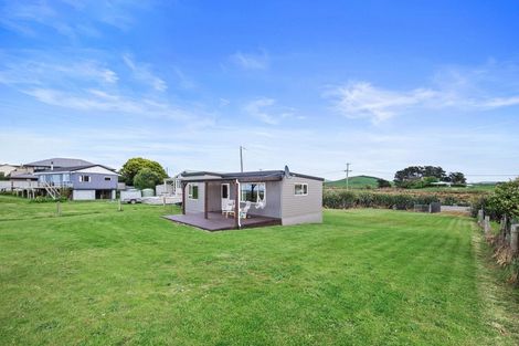 Photo of property in 511 Waikawa-curio Bay Road, Curio Bay, Tokanui, 9884