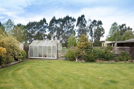 Photo of property in 128 Johnstone Street, Tinwald, Ashburton, 7774