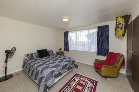 Photo of property in 129 Apollo Parade, Milson, Palmerston North, 4414