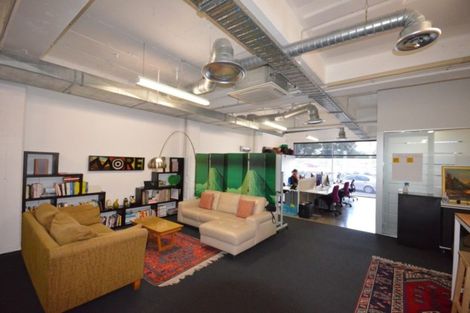 Photo of property in 9c Union Street, Winton, 9720