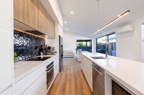 Photo of property in 17 Maara Close, Papamoa Beach, Papamoa, 3118