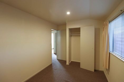 Photo of property in 2 Meadowvale Drive, Levin, 5510