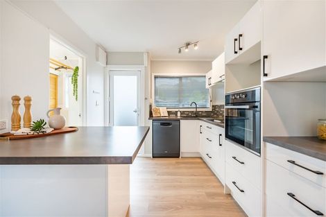 Photo of property in 7/3 Wilford Street, Wallaceville, Upper Hutt, 5018