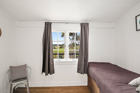 Photo of property in 12 Onewhero Road, Kaukapakapa, Warkworth, 0984